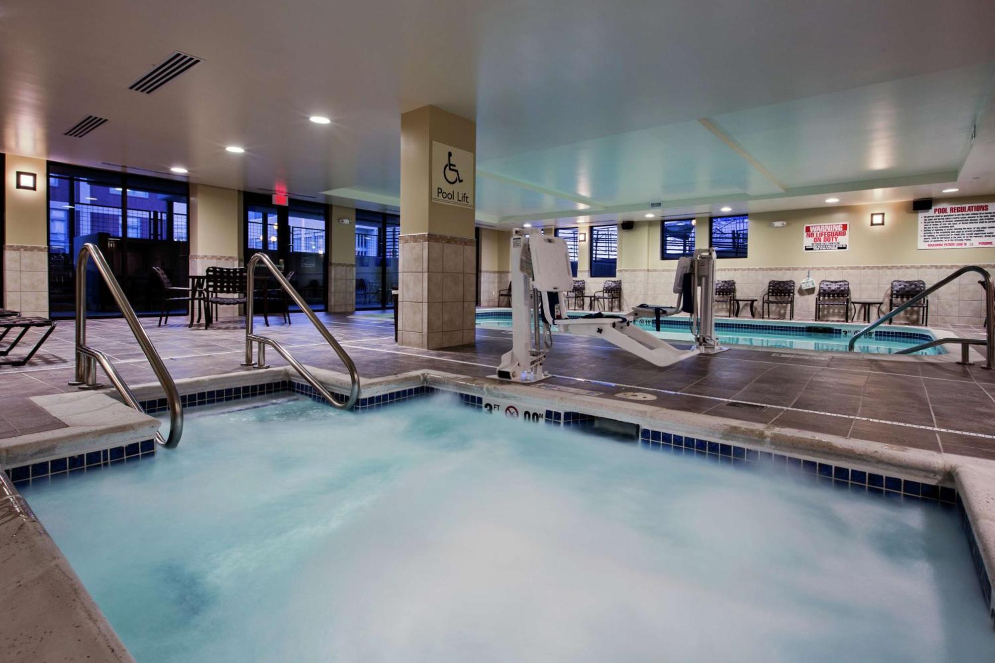 Hilton Garden Inn Lincoln Downtown/Haymarket Εξωτερικό φωτογραφία